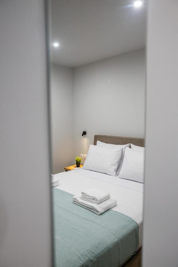 Raise Averof Serviced Apartments Atene Esterno foto