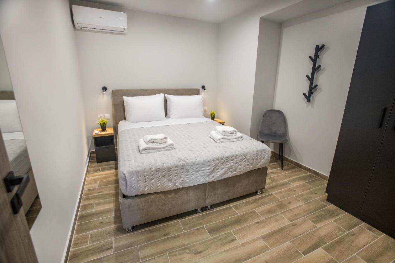 Raise Averof Serviced Apartments Atene Esterno foto