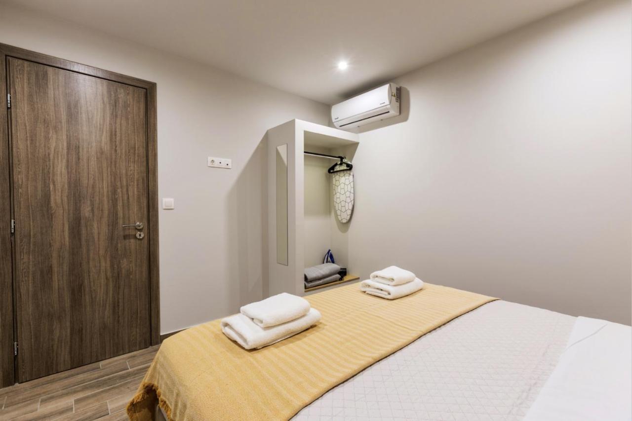Raise Averof Serviced Apartments Atene Esterno foto